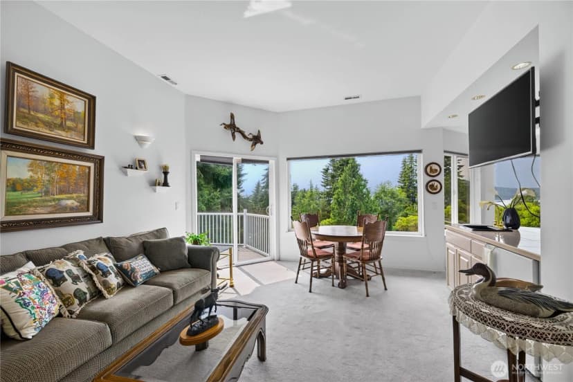 Property photo for 11746 Mccorkle Place, Anacortes photo 14