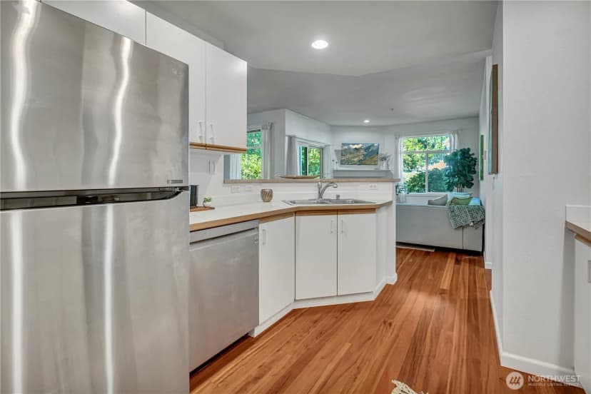 Property photo for 23202 58th Avenue S #2-1, Kent photo 16