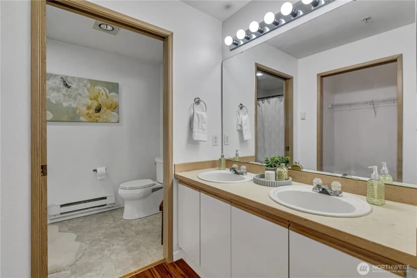 Property photo for 23202 58th Avenue S #2-1, Kent photo 19