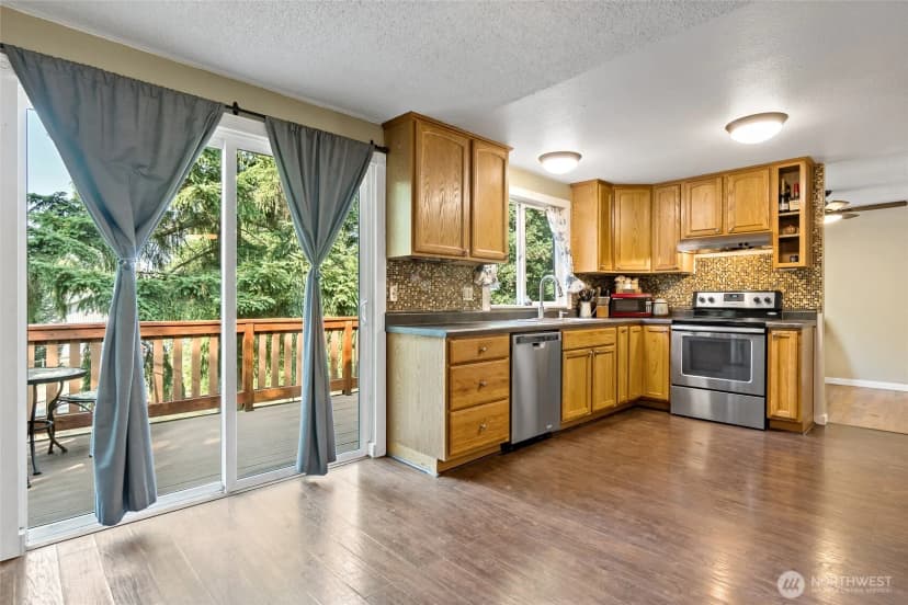 Property photo for 20710 128th Avenue Ct E, Graham photo 13