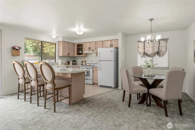 Property photo for 1901 Union Avenue Ne, Renton photo 3