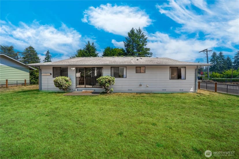 Property photo for 1901 Union Avenue Ne, Renton photo 22