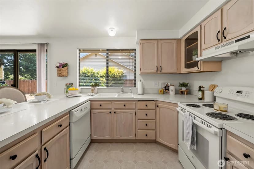 Property photo for 1901 Union Avenue Ne, Renton photo 6