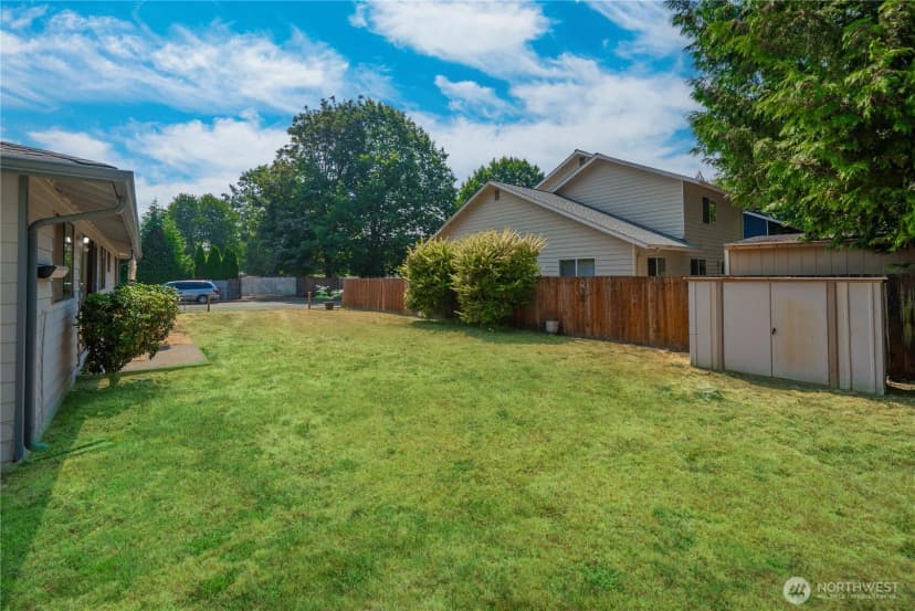 Property photo for 1901 Union Avenue Ne, Renton photo 23