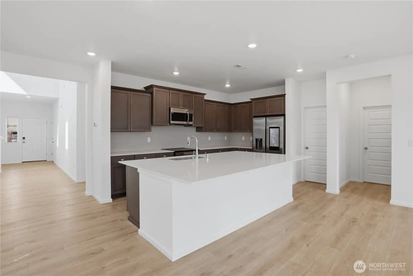 Property photo for 20119 165th Street E, Bonney Lake photo 8