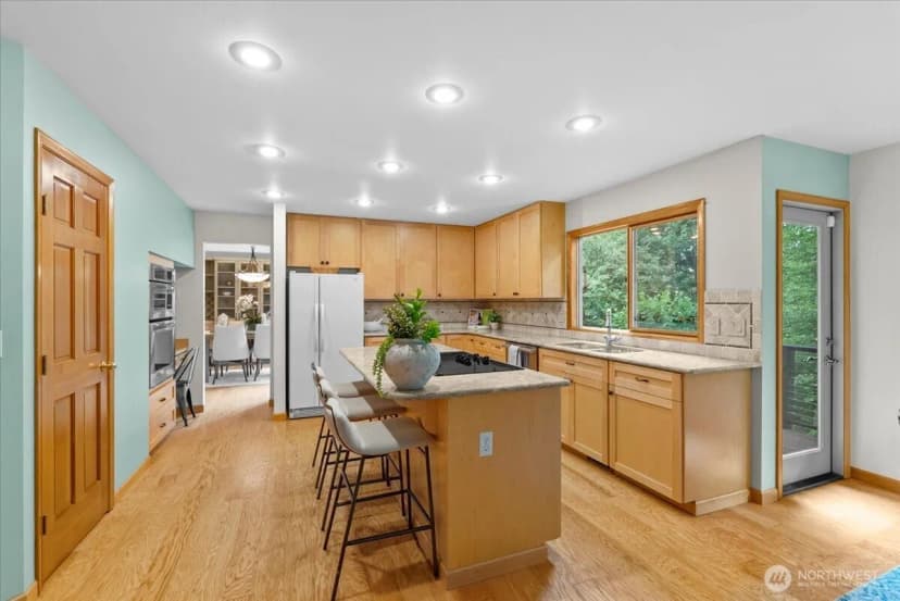 Property photo for 16690 Se 50th Place, Bellevue photo 14