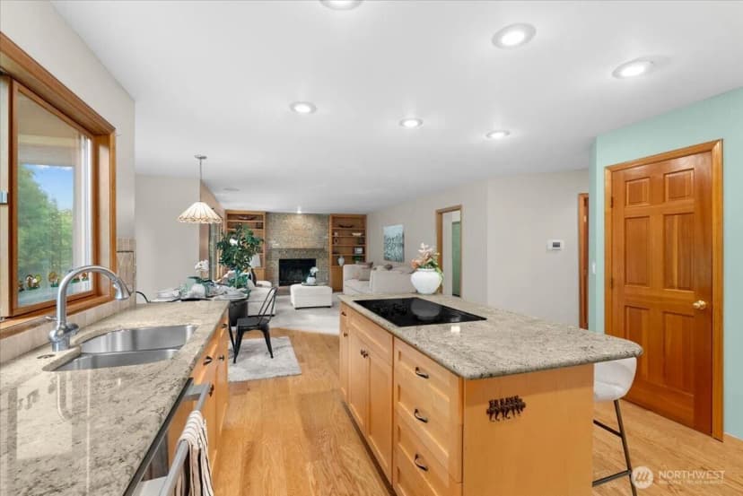 Property photo for 16690 Se 50th Place, Bellevue photo 16