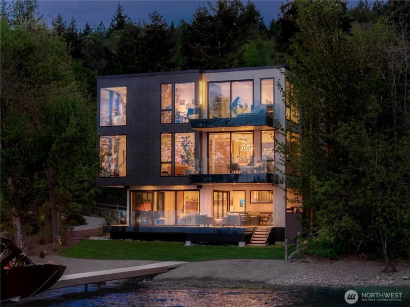Property photo for 3101 E Lake Sammamish Parkway Ne, Sammamish photo 28