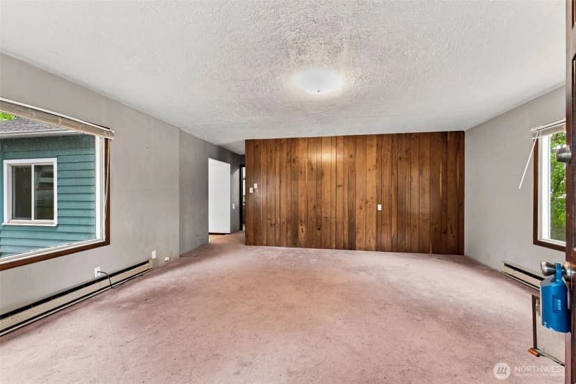 Property photo for 7955 29th Avenue Sw, Seattle photo 6
