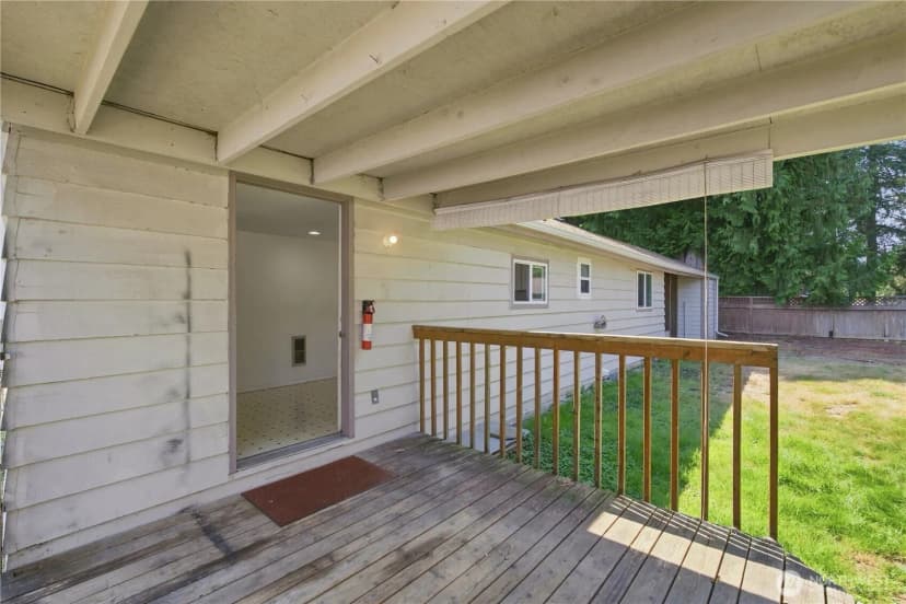 Property photo for 3417 232nd Street Sw, Brier photo 13
