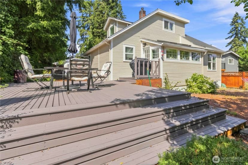 Property photo for 14350 Corliss Avenue N, Seattle photo 10