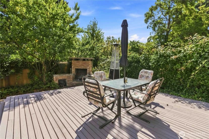 Property photo for 14350 Corliss Avenue N, Seattle photo 11
