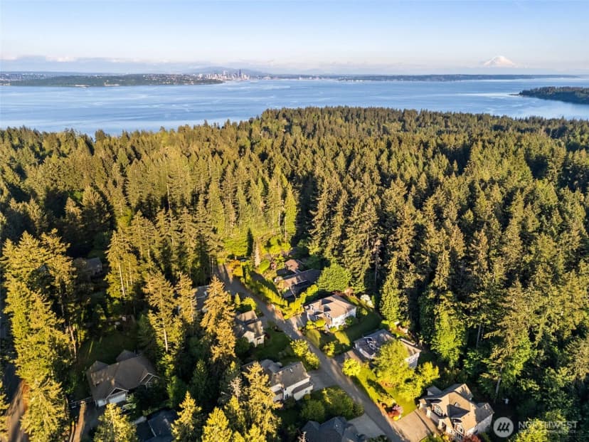 Property photo for 9545 Ne Idel Weis Court, Bainbridge Island photo 37