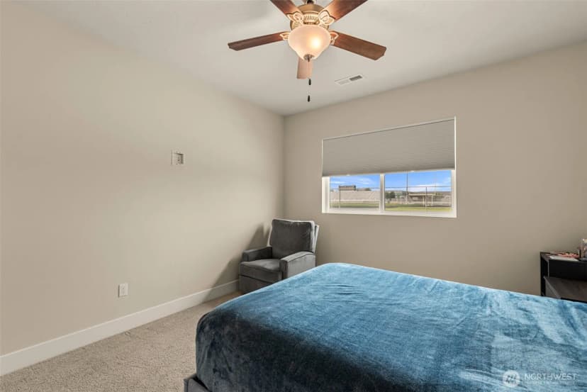 Property photo for 1505 7th Avenue Ne, Quincy photo 20