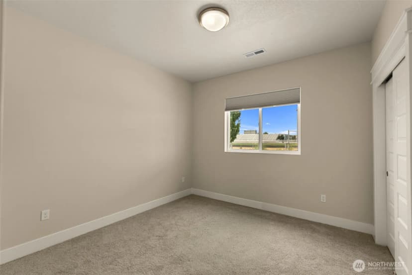 Property photo for 1505 7th Avenue Ne, Quincy photo 28
