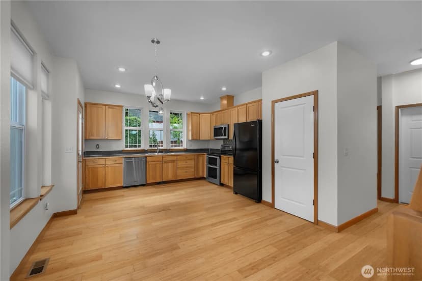 Property photo for 313 Grandview Avenue, Shelton photo 10