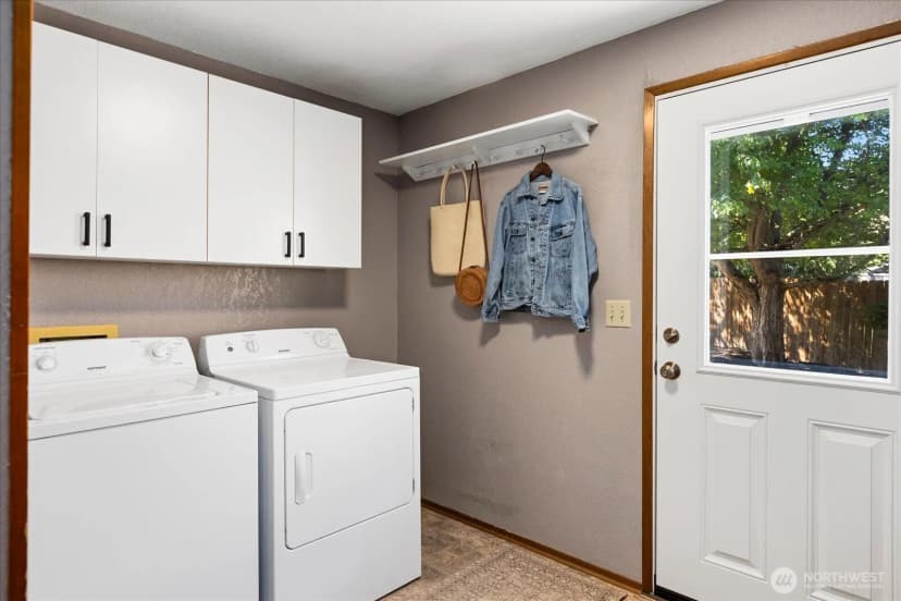 Property photo for 1359 Welling Road, Bellingham photo 15