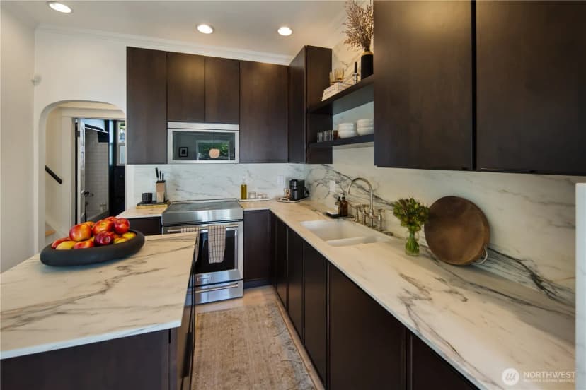 Property photo for 716 32nd Avenue, Seattle photo 14