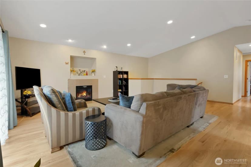 Property photo for 5145 S Augusta Street #b, Seattle photo 12