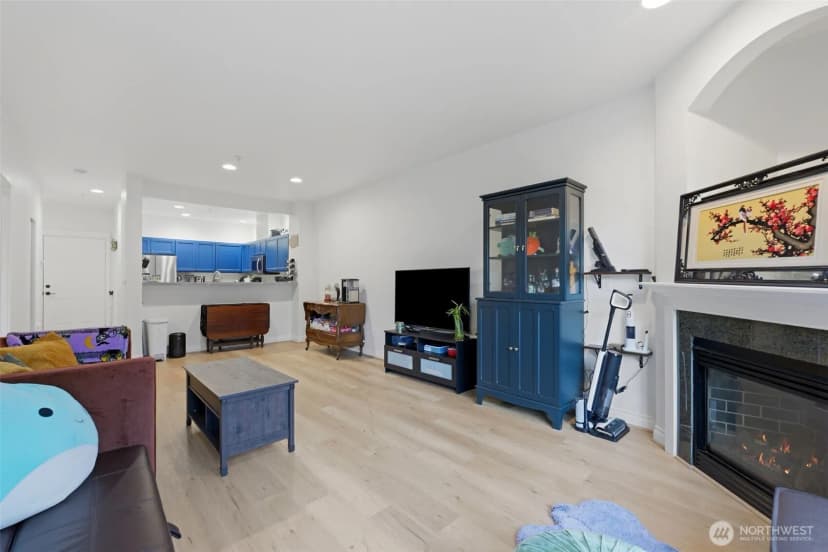 Property photo for 3500 E Lake Sammamish Parkway Se #3-103, Sammamish photo 16