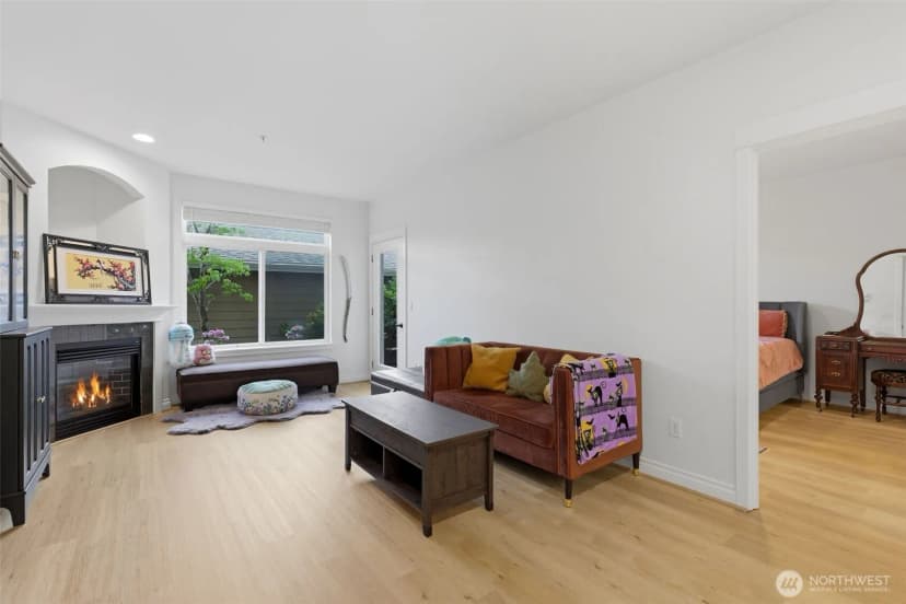 Property photo for 3500 E Lake Sammamish Parkway Se #3-103, Sammamish photo 18