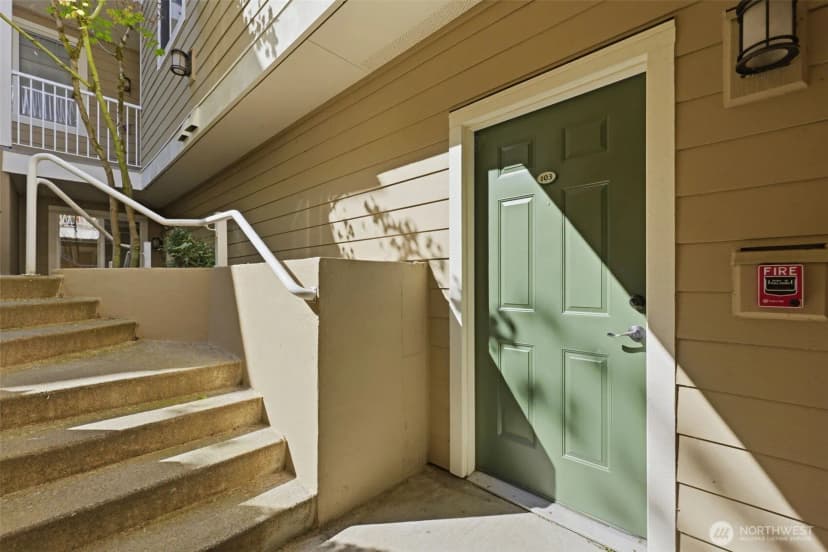 Property photo for 3500 E Lake Sammamish Parkway Se #3-103, Sammamish photo 10