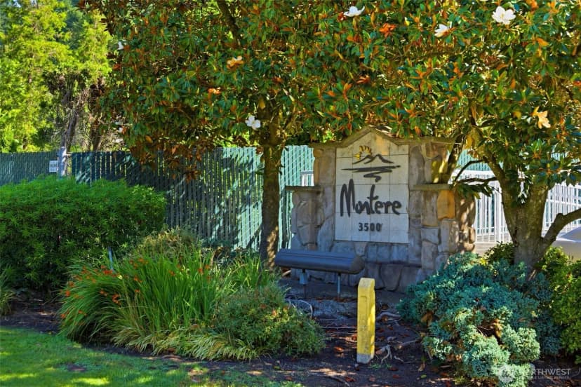 Property photo for 3500 E Lake Sammamish Parkway Se #3-103, Sammamish photo 8