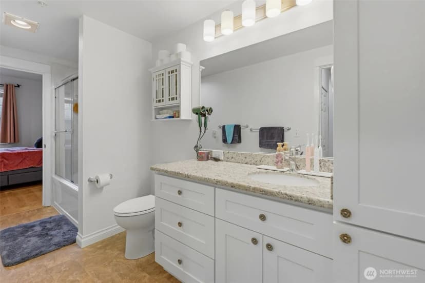 Property photo for 3500 E Lake Sammamish Parkway Se #3-103, Sammamish photo 24