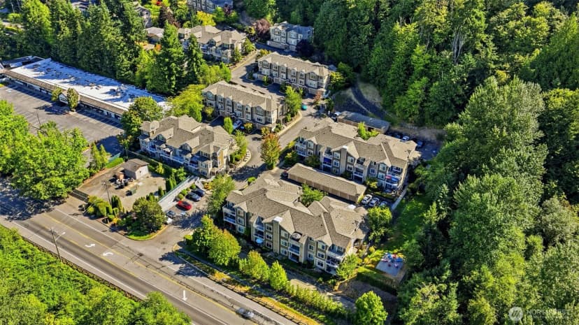 Property photo for 3500 E Lake Sammamish Parkway Se #3-103, Sammamish photo 7