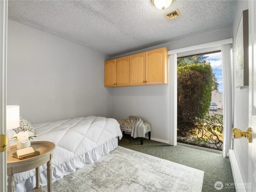 Property photo for 3102 Bridgeport Way W, University Place photo 16