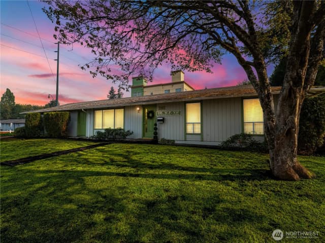 Property photo for 3102 Bridgeport Way W, University Place