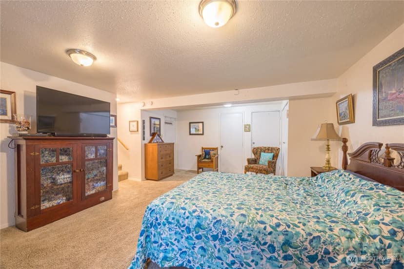 Property photo for 903 S Peabody Street, Port Angeles photo 22