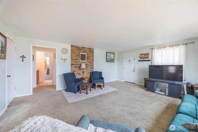 Property photo for 903 S Peabody Street, Port Angeles photo 6