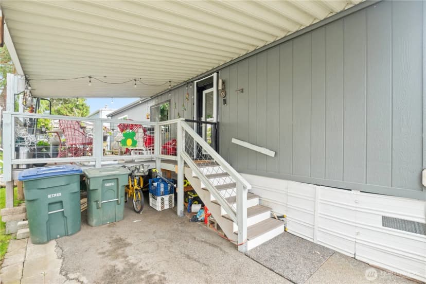 Property photo for 2400 Donovan Avenue #3, Bellingham photo 5