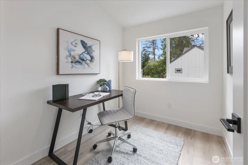 Property photo for 10326 B Ashworth Avenue N, Seattle photo 17