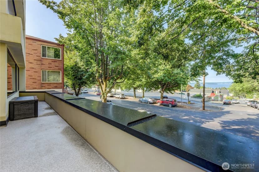 Property photo for 5038 California Avenue Sw #1, Seattle photo 7