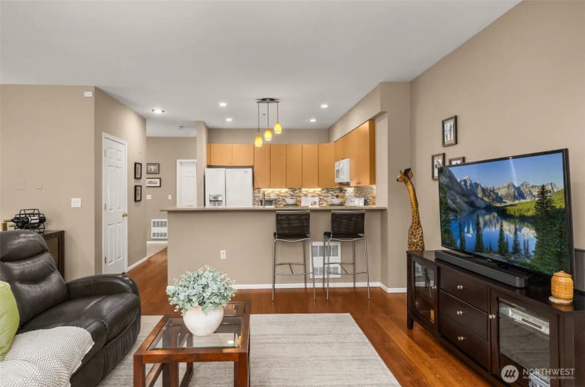 Property photo for 5100 Talbot Place S #d, Renton photo 6