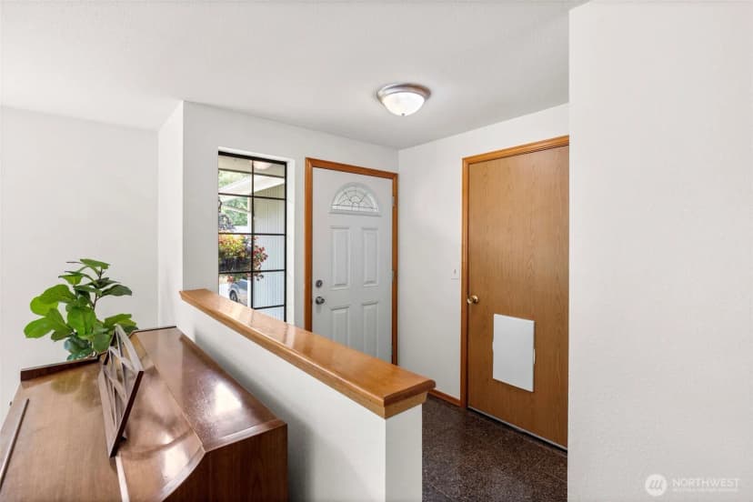 Property photo for 511 Kloshe Way, La Conner photo 6