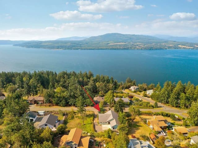 Property photo for 5391 Cape George Road, Port Townsend photo 3