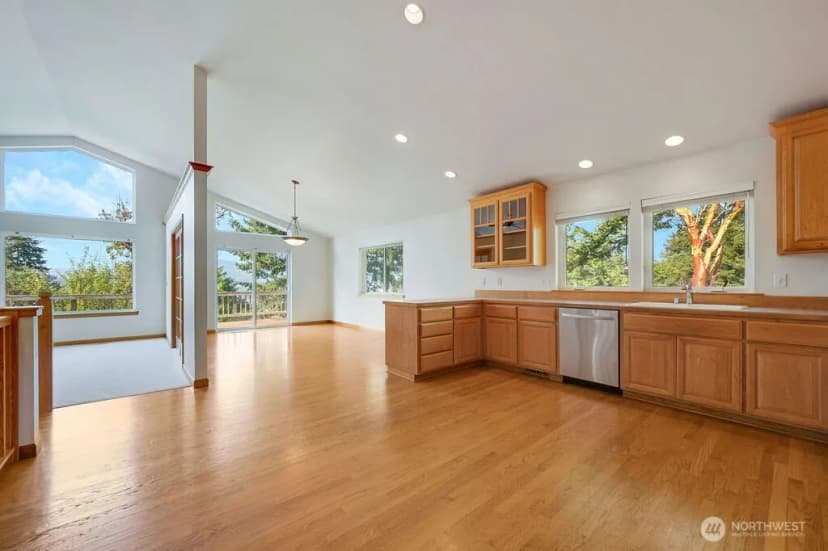 Property photo for 5391 Cape George Road, Port Townsend photo 14