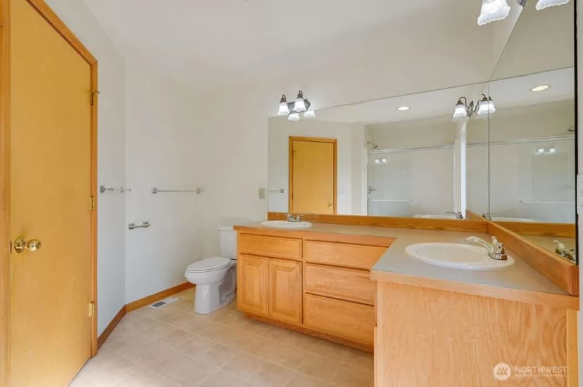 Property photo for 5391 Cape George Road, Port Townsend photo 28