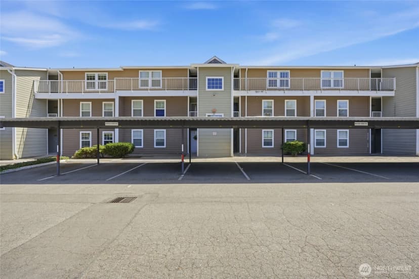 Property photo for 9815 Holly Drive #a-307, Everett photo 28