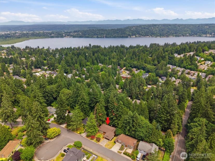 Property photo for 3020 169th Avenue Ne, Bellevue photo 36