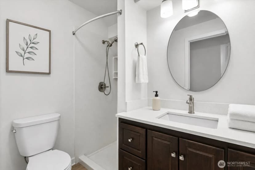 Property photo for 3020 169th Avenue Ne, Bellevue photo 31