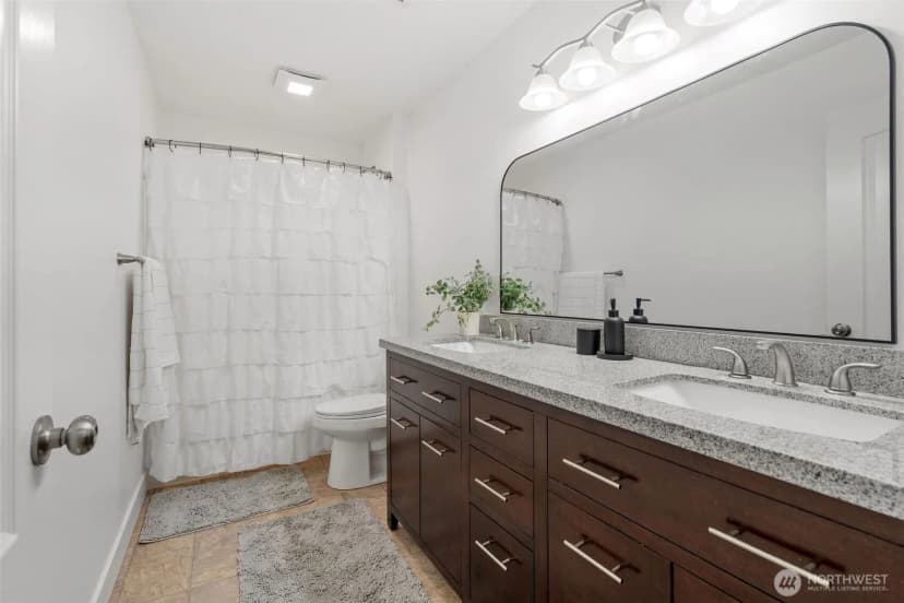 Property photo for 28219 187th Avenue Se, Kent photo 26