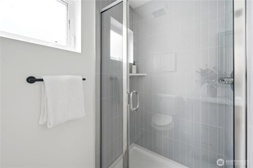 Property photo for 4907 Sw Canada Drive, Seattle photo 20