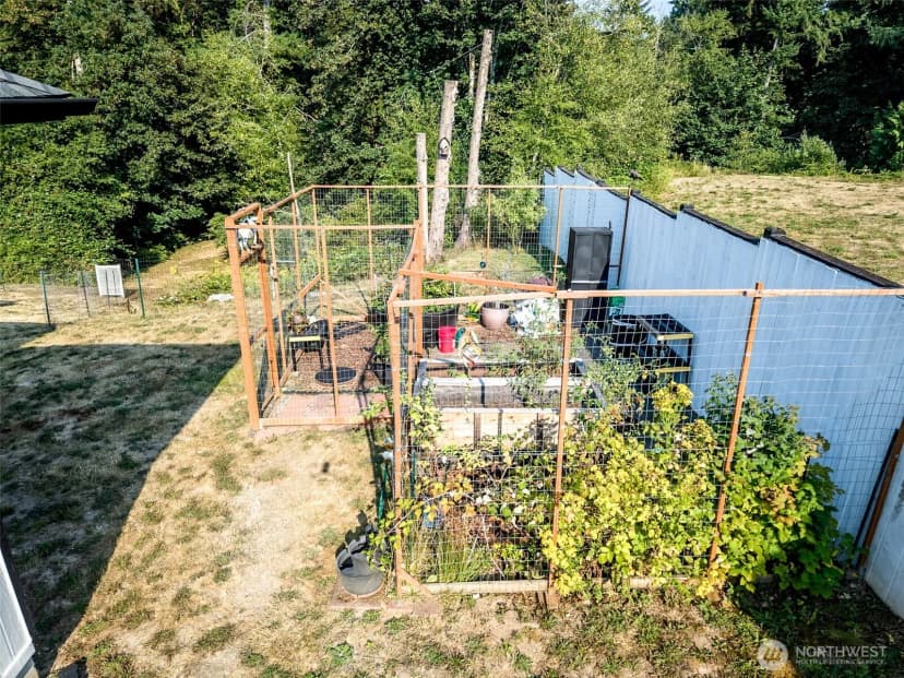 Property photo for 8422 Kaster Drive Ne, Bremerton photo 34