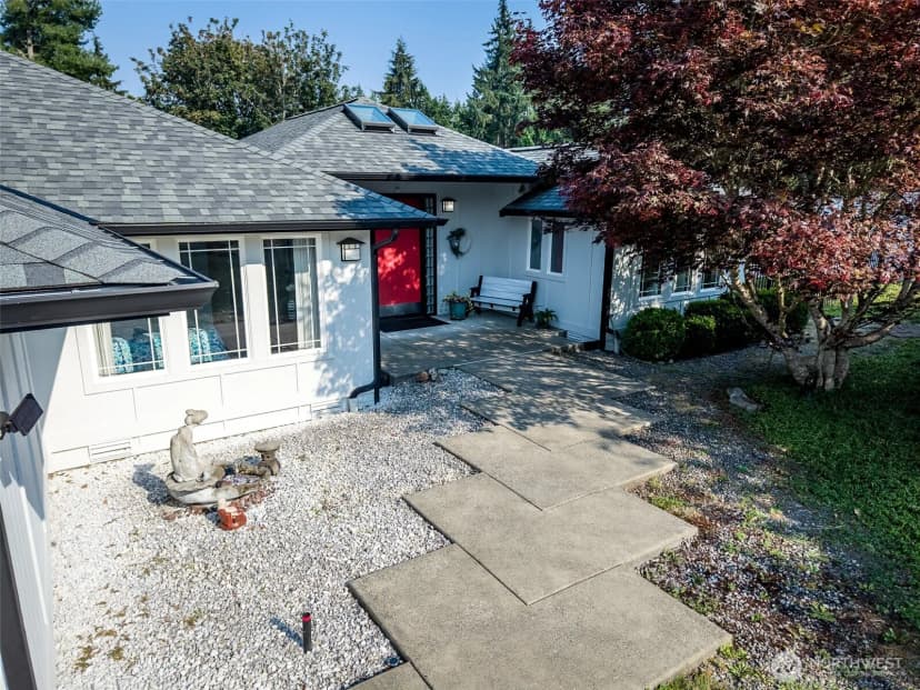 Property photo for 8422 Kaster Drive Ne, Bremerton photo 2