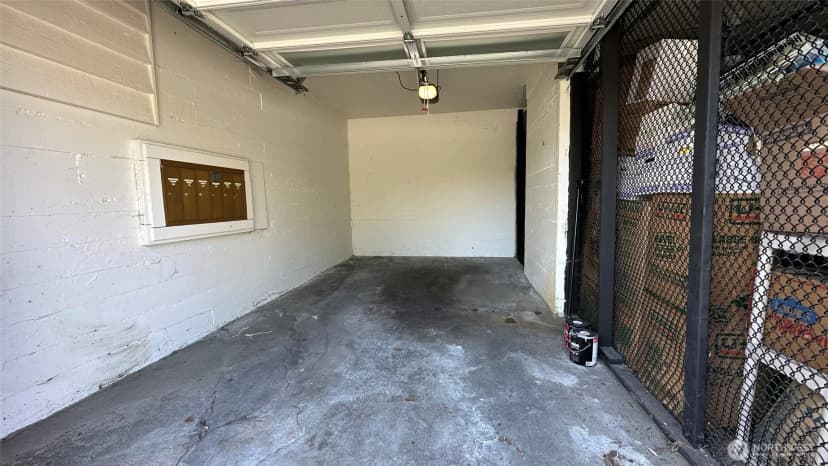 Property photo for 2515 Thorndyke Avenue W, Seattle photo 17