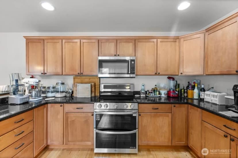 Property photo for 21409 Se 298th Place, Kent photo 14